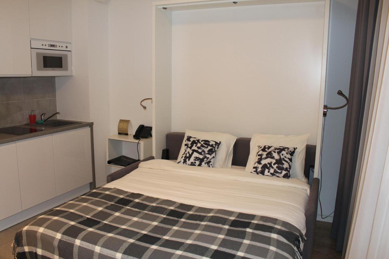Kasprzaka Street Apartment